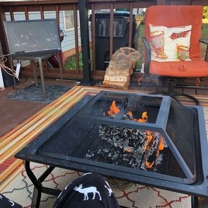 Meet your Posher, Ernest